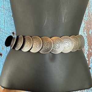 Vintage Pewter Silver Medallion Stretch Belt Size 36-40